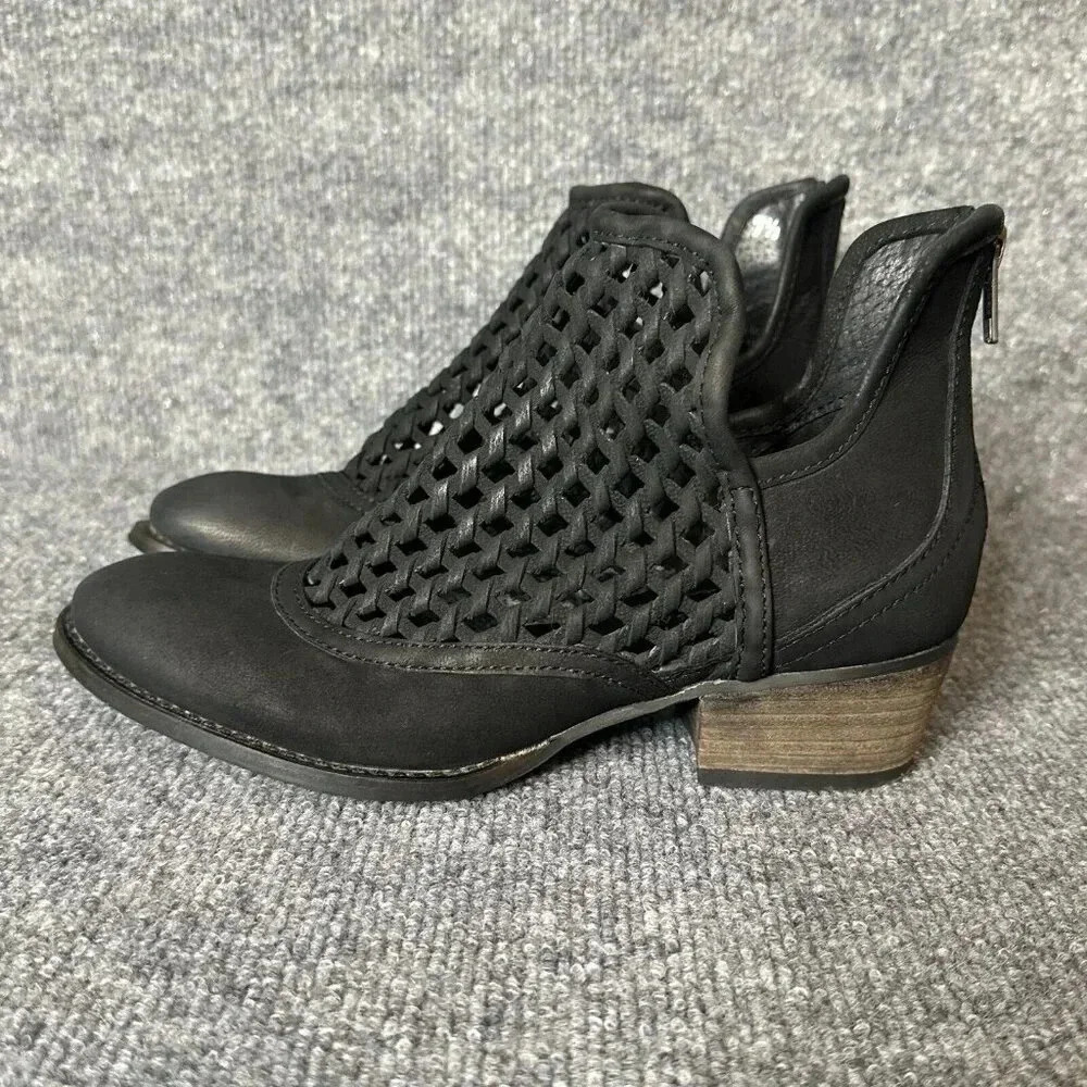 Very Volatile Hudson Boots Womens 7.5 Black Ankle Leather Cut Out Boho Western